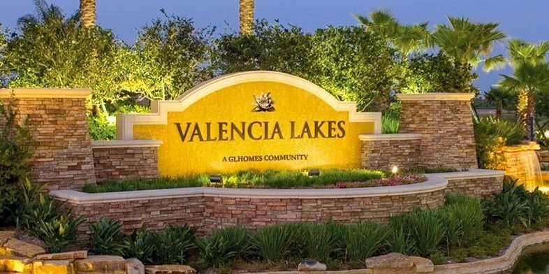 Valencia Lakes